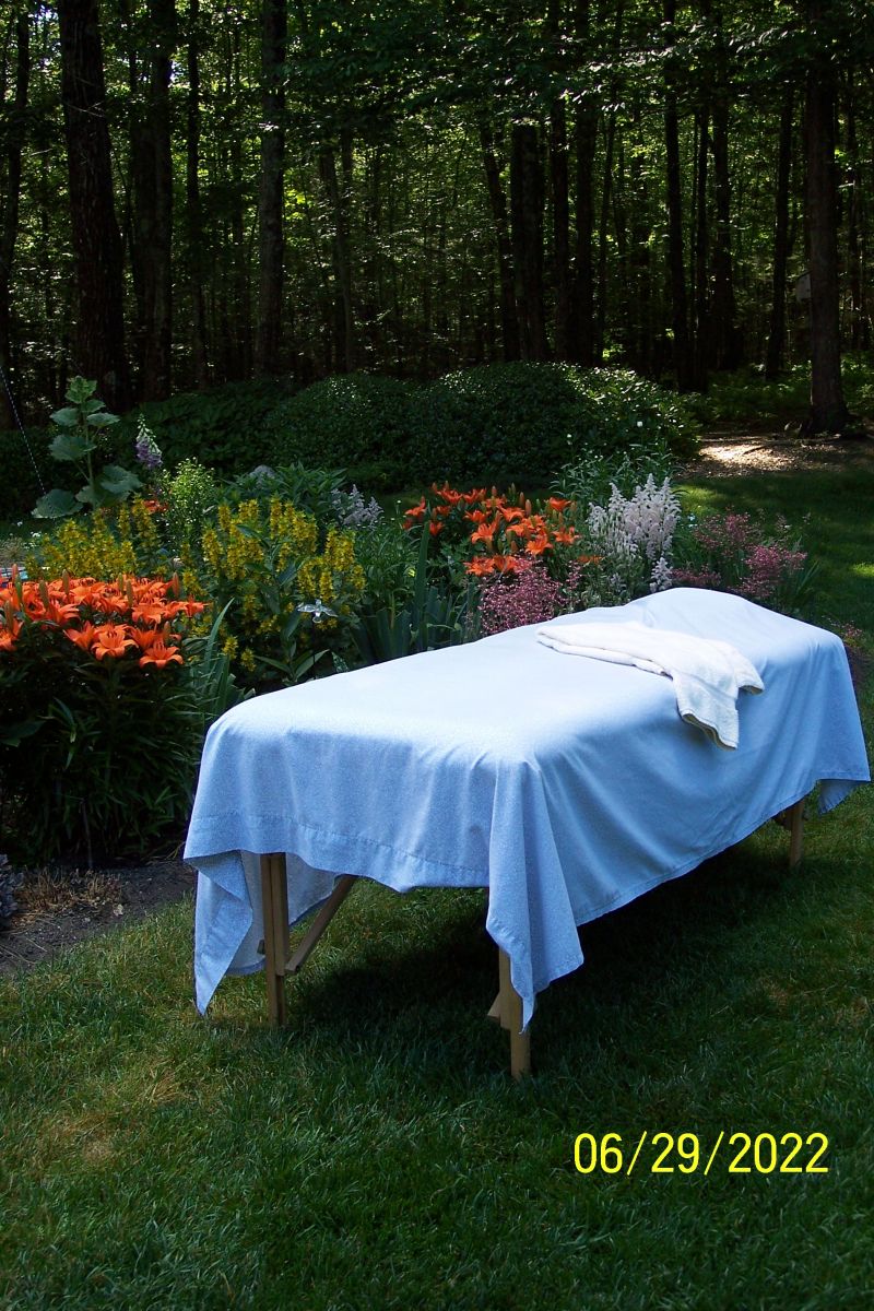 Therapeutic massage therapy for lasting healing and deep relaxation. 